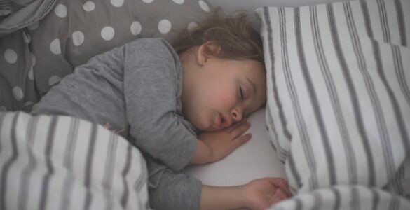 Sleeping Tips for Tweens and Teens